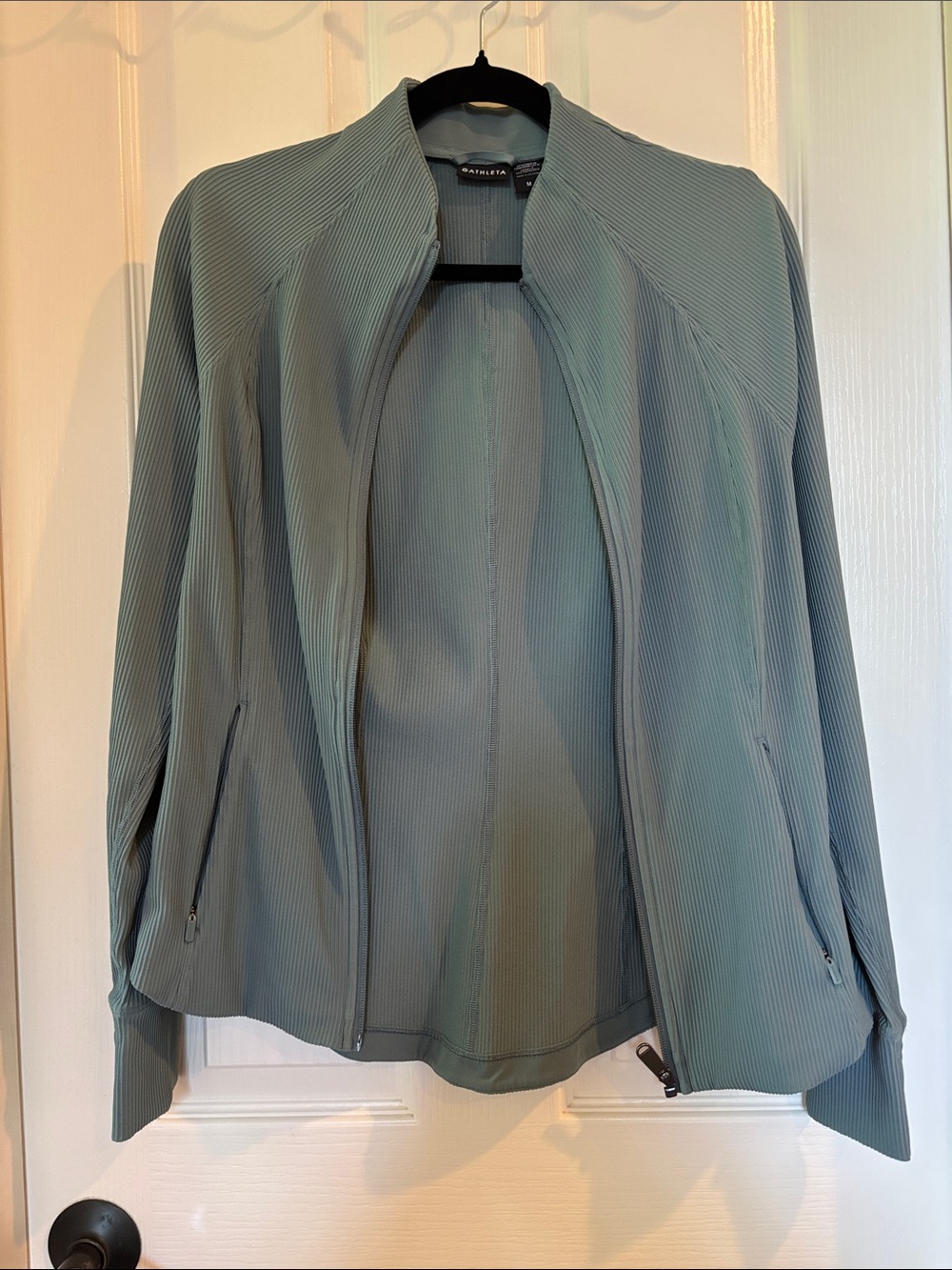 Athleta Sage Green Ribbed Jacket